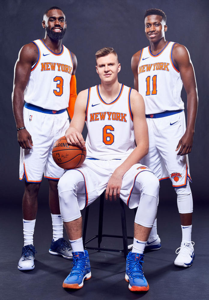 九游体育APP阿扎伦卡连续五场比赛得分超过出色防守，老鹰挑战极限！的简单介绍