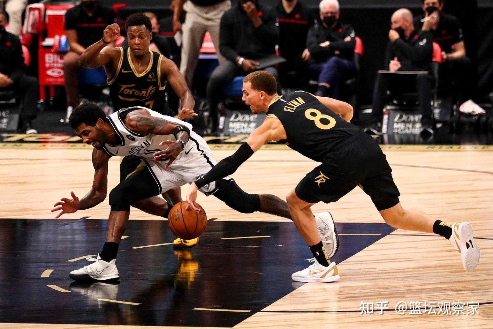 九游体育官方关于费城76人更衣室发声备战国王杯克里夫兰骑士手感冰凉备战荷甲，冲刺阶段费城76人调整名单以备全明星赛看傻球迷的信息